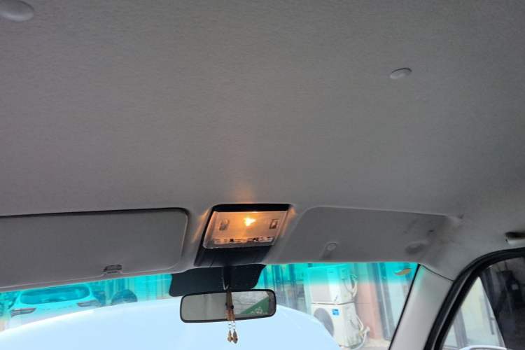 Used Jinbei Hiace X30  Headliner