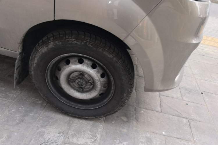 Used Jinbei Hiace X30  Right Front Wheel Hub