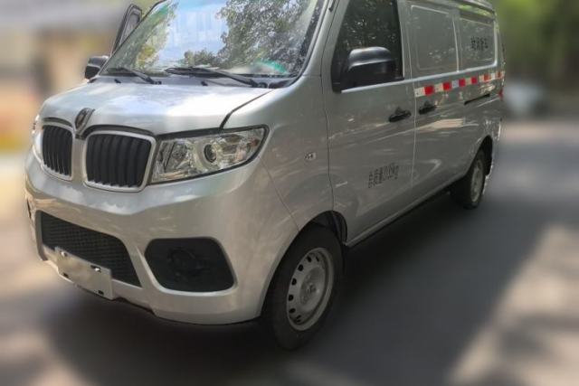 Used Jinbei Hiace X30 Manual transmission, 2 seats, 1.5-liter engine, air conditioning, power steering, enclosed van