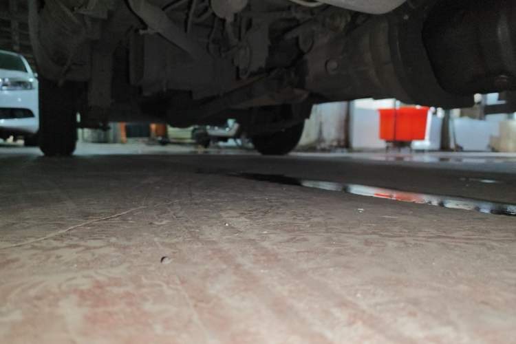 Used Jinbei Hiace X30 CNG 2021 1.5L Natural Gas Comfort-Style Van SWCC15M Chassis Front Right