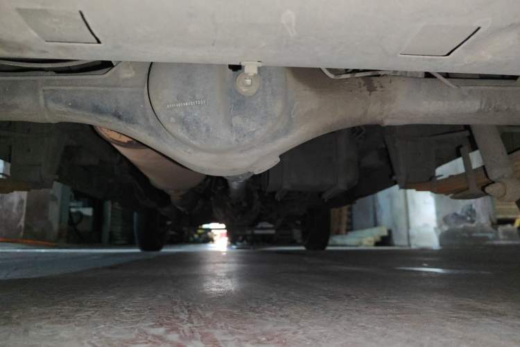 Used Jinbei Hiace X30 CNG 2021 1.5L Natural Gas Comfort-Style Van SWCC15M Chassis Rear