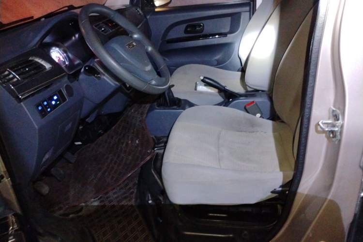 Used Jinbei Hiace X30 CNG 2021 1.5L Natural Gas Comfort-Class Passenger Vehicle SWCC15M Driver Seat