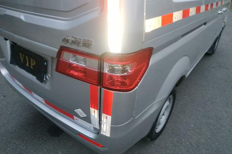 Used Jinbei Hiace X30 CNG 2021 1.5L Natural Gas Standard Van SWCC15M Exterior 6