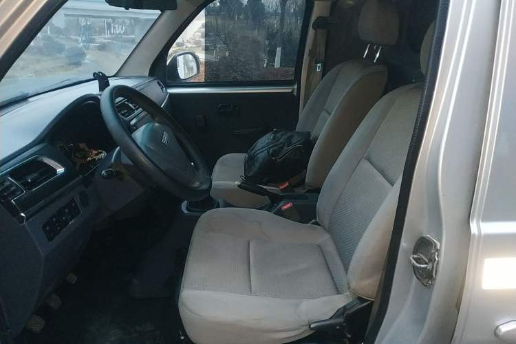 Used Jinbei Hiace X30 CNG 2021 1.5L Natural Gas Standard Van SWCC15M Left Front Seat