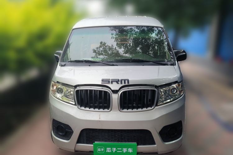 Used Jinbei Hiace X30 CNG 2023 1.5L Natural Gas Super-Enjoyment Passenger Van 5/6/7 Seats No Air Conditioning SWCC15M Front