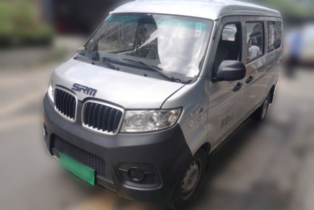 Used Jinbei Hiace X30 CNG 2023 1.5L Natural Gas Wealthy-Grade Passenger Van 5/6/7 Seats No Air Conditioning SWCC15M