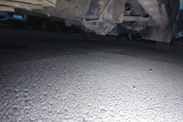 Used Jinbei Hiace X30 CNG 2023 1.5L Natural Gas Super-Enjoyment Passenger Van 5/6/7 Seats No Air Conditioning SWCC15M Chassis Rear Right