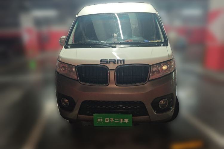 Used Jinbei Hiace X30 CNG 2023 1.5L Natural Gas Wealthy Van 2/5-Seater Air-Conditioned Version SWCC15M Front