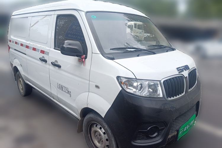 Used Jinbei Hiace X30 CNG 2023 1.5L Natural Gas Super-Enjoyment Van 2/5 Seats No Air Conditioning SWCC15M Front Right 45 Deg