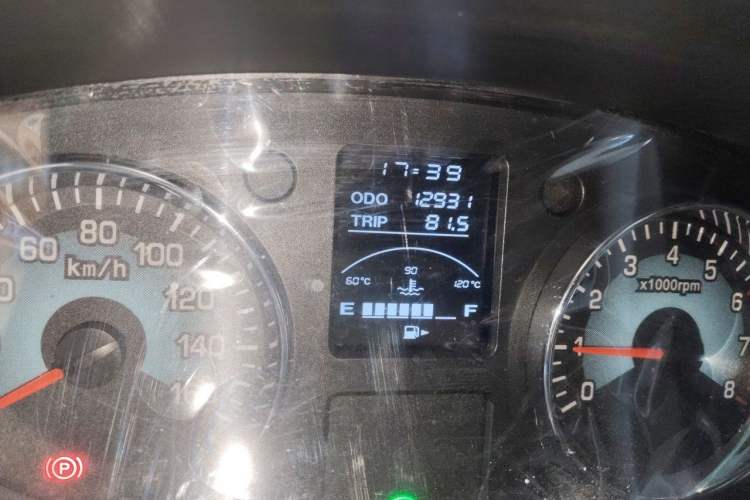 Used Jinbei Hiace X30 CNG 2023 1.5L Natural Gas Super-Enjoyment Van 2/5 Seats No Air Conditioning SWCC15M Odometer Close Up