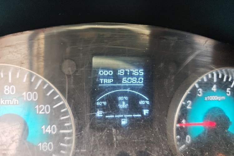 Used Jinbei Hiace X30 CNG 2023 1.5L Natural Gas Wealthy-Class Passenger Van 5/6/7-Seater Central Air Conditioning Version SWCC15M Odometer Close Up
