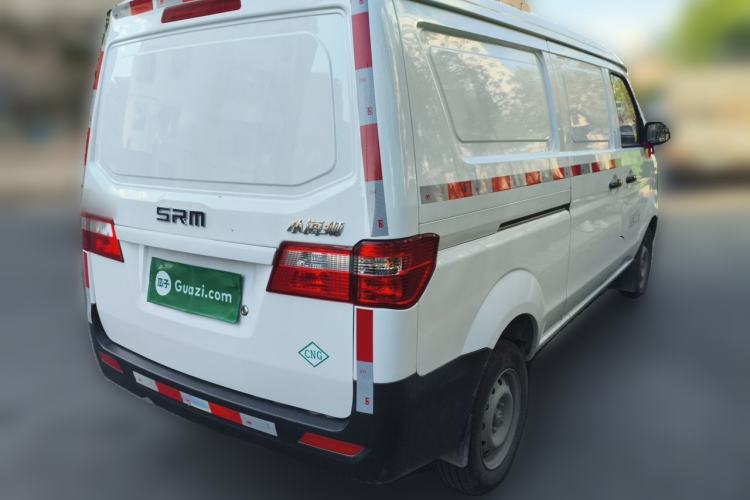 Used Jinbei Hiace X30 CNG 2023 1.5L Natural Gas Wealthy Van 2/5-Seater Air-Conditioned Version SWCC15M Rear Right 45 Deg