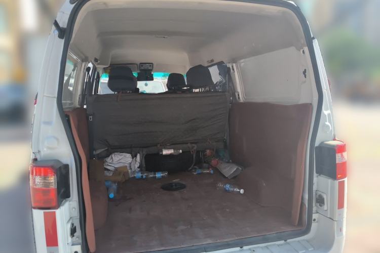 Used Jinbei Hiace X30 CNG 2023 1.5L Natural Gas Wealthy Van 2/5 Seats No Air Conditioning SWCC15M Trunk
