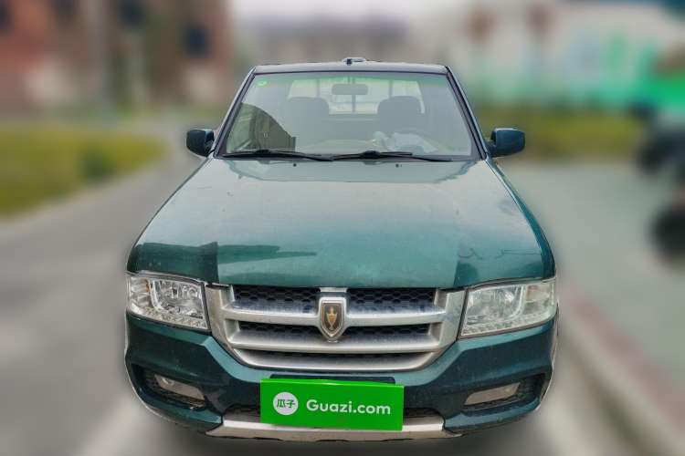 Used Jinbei Jindian 2014 2.4T Golden 009 Diesel Comfort Version with Short Wheelbase Front