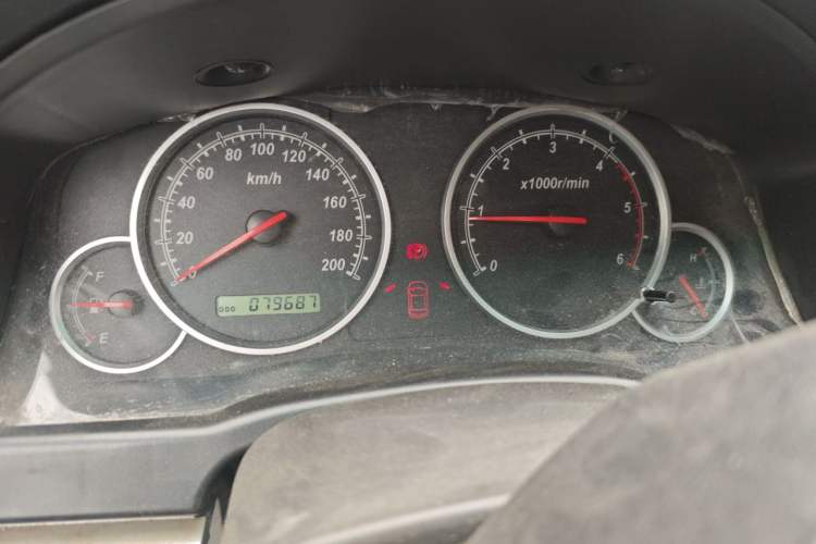 Used Jinbei Jindian 2014 2.4T Golden 009 Diesel Comfort Version with Long Wheelbase Instrument Cluster