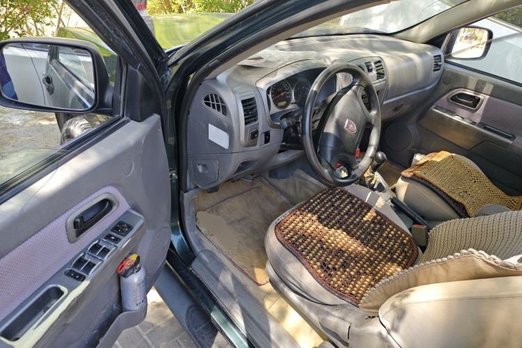 Used Jinbei Leilong 2014 2.2L Standard Long-Wheelbase Version Driver Seat