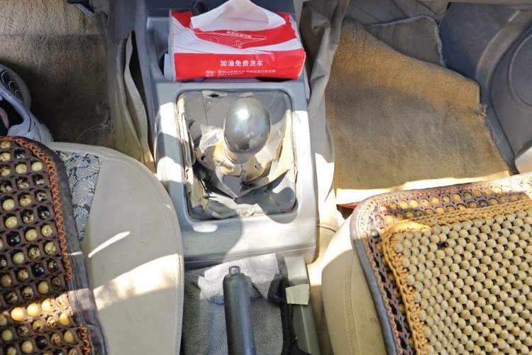 Used Jinbei Leilong 2014 2.2L Standard Long-Wheelbase Version Gear Lever