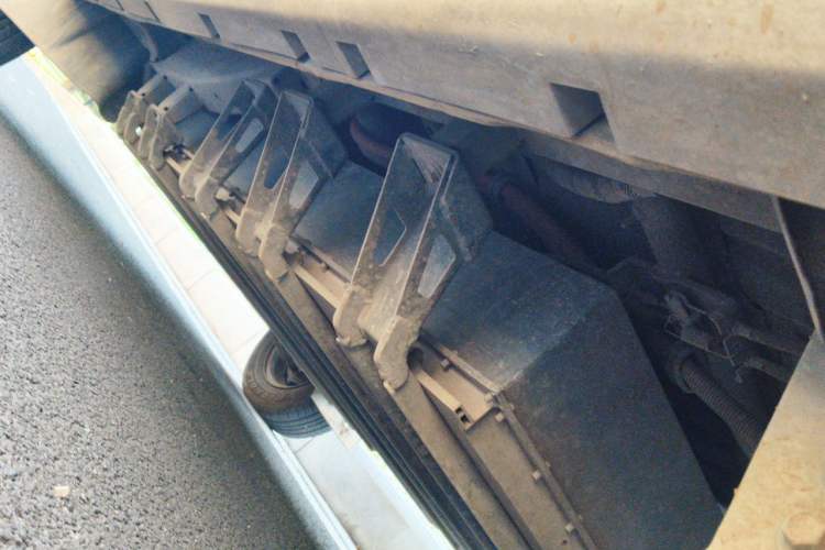 Used Jinbei New Hiace EV 2022 Profit-Making Type Chassis Front Left