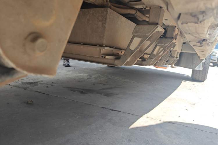 Used Jinbei New Hiace EV 2022 Profit-Making Type Chassis Rear Right