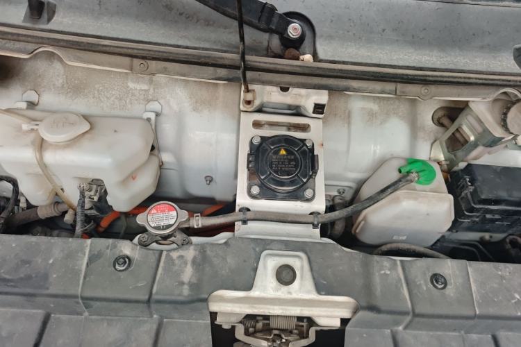 Used Jinbei New Hiace EV 2022 Profit-Making Type Engine Bay
