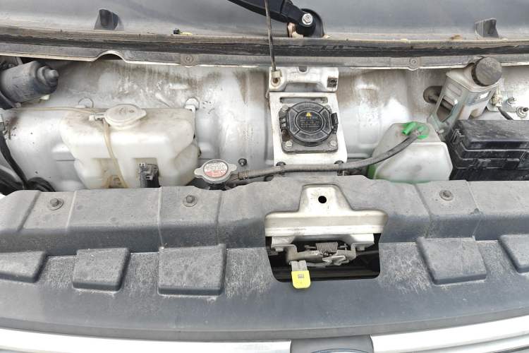 Used Jinbei New Hiace EV 2022 Profit-Making Type Engine Bay