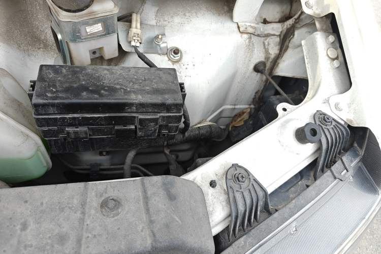 Used Jinbei New Hiace EV 2022 Profit-Making Type Engine Bay Left