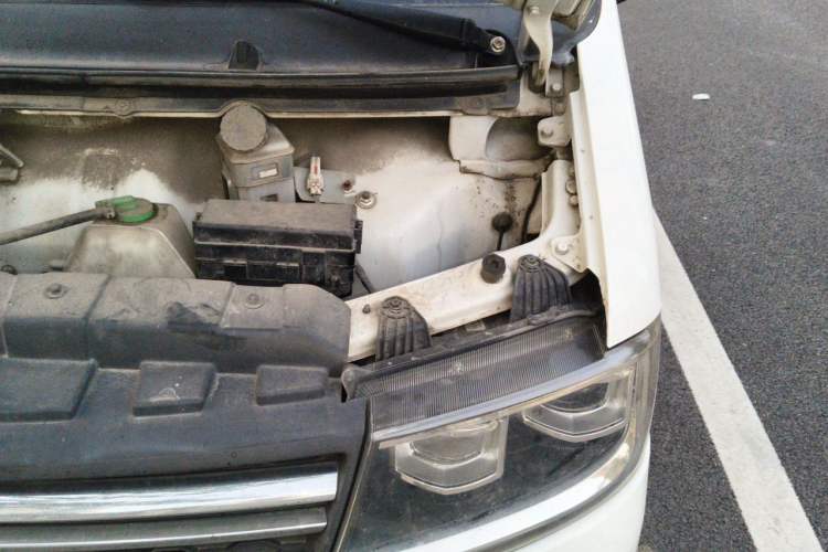 Used Jinbei New Hiace EV 2022 Profit-Making Type Engine Bay Left