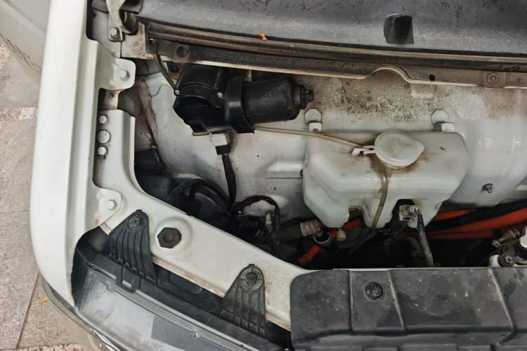 Used Jinbei New Hiace EV 2022 Profit-Making Type Engine Bay Right