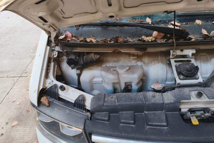 Used Jinbei New Hiace EV 2022 Profit-Making Type Engine Bay Right
