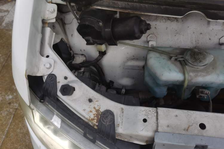 Used Jinbei New Hiace EV 2022 Profit-Making Type Engine Bay Right