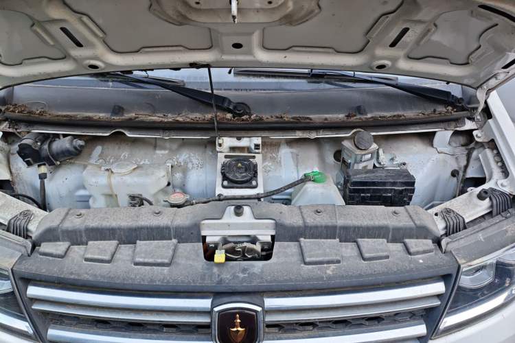 Used Jinbei New Hiace EV 2022 Profit-Making Type Engine Bay