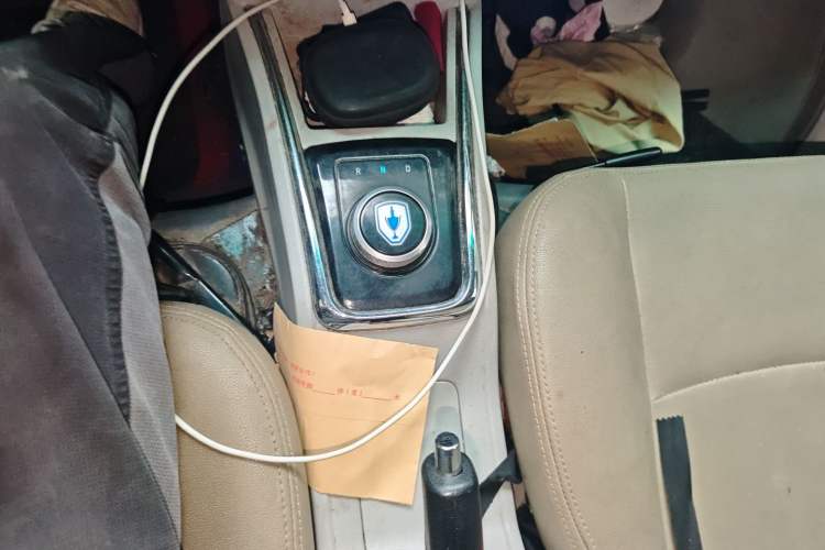 Used Jinbei New Hiace EV 2022 Profit-Making Type Gear Lever
