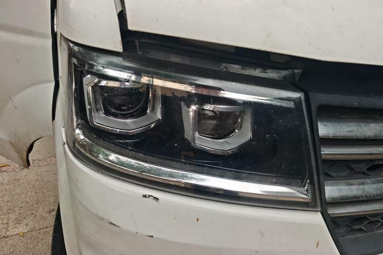 Used Jinbei New Hiace EV 2022 Profit-Making Type Right Front Headlight