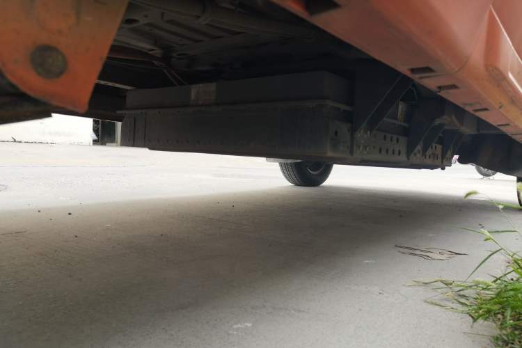 Used Jinbei New Hiace EV 2022 Profit-Making Type Chassis Rear Right