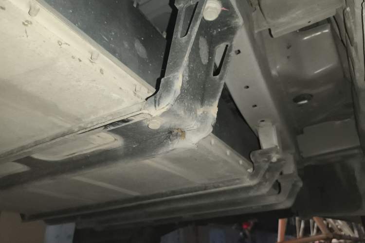 Used Jinbei New Hiace EV 2023 Comfort Model Chassis Front Right