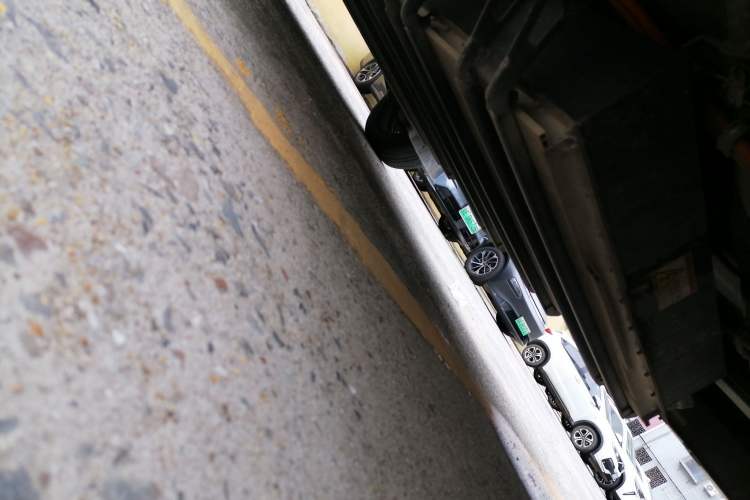 Used Jinbei New Hiace EV 2023 Comfort Model Chassis Rear Left