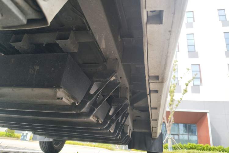 Used Jinbei New Hiace EV 2023 Comfort Model Chassis Rear Right