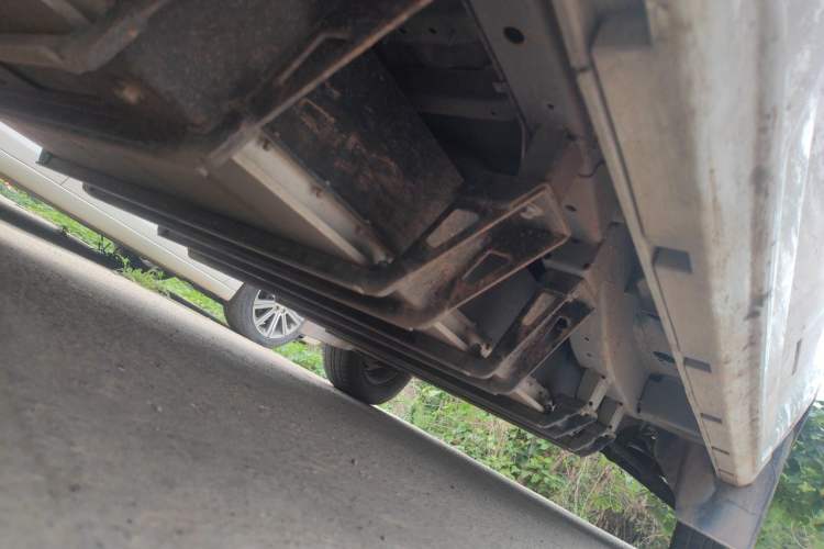 Used Jinbei New Hiace EV 2023 Comfort Model Chassis Rear Right