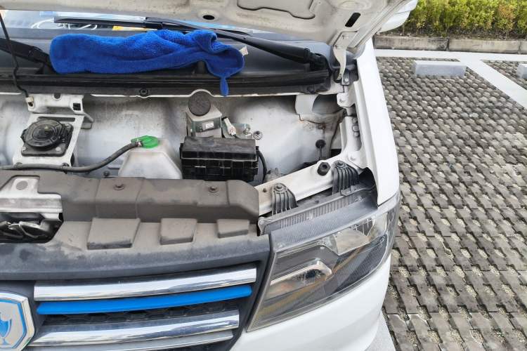 Used Jinbei New Hiace EV 2023 Comfort Model Engine Bay Left