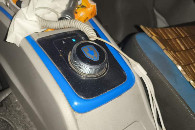 Used Jinbei New Hiace EV 2023 Comfort Model Gear Lever