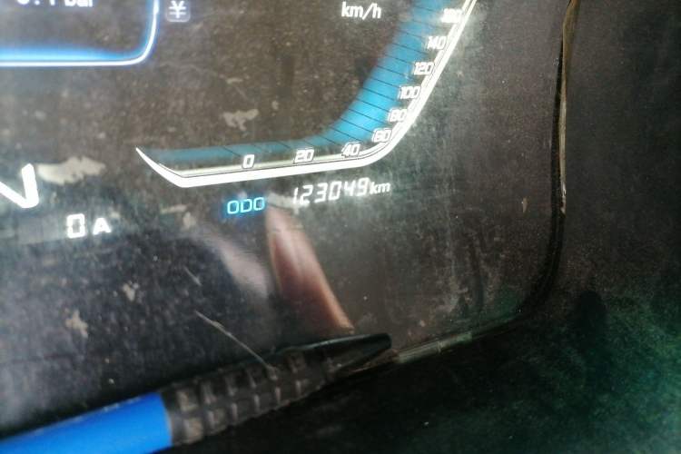 Used Jinbei New Hiace EV 2023 Comfort Model Odometer Close Up