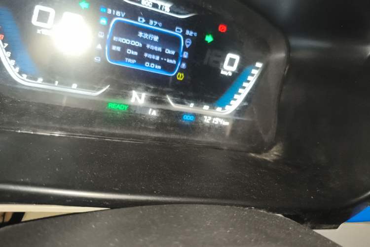 Used Jinbei New Hiace EV 2023 Comfort Model Odometer Close Up