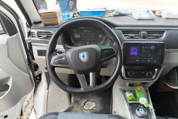 Used Jinbei New Hiace EV 2023 Comfort Model Steering Wheel