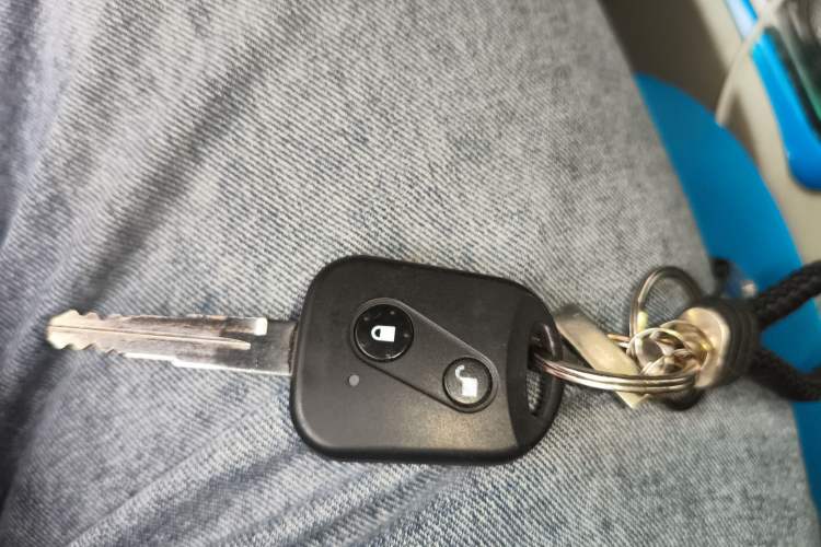 Used Jinbei New Hiace EV 2023 Comfort Model Vehicle Key