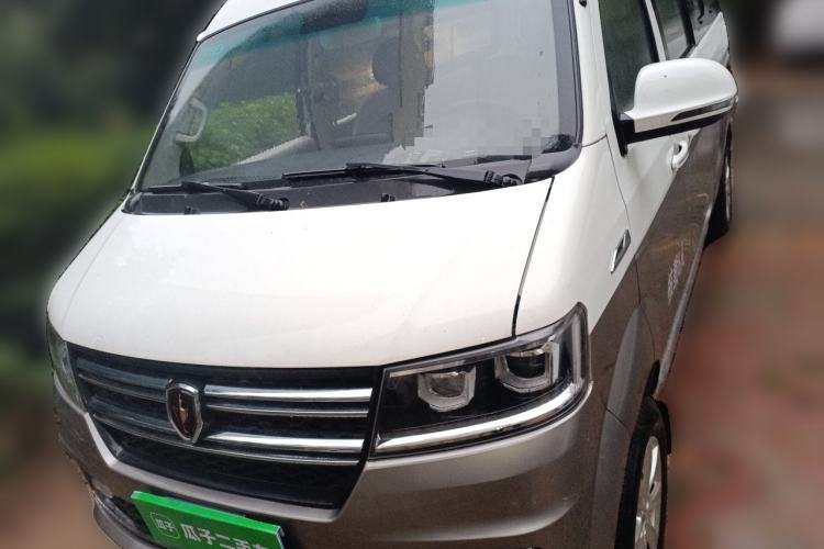 Used Jinbei New Hiace S 2021 1.5L Wealth Central Air-Conditioned Bus China VI Standard Model SWC15M Front