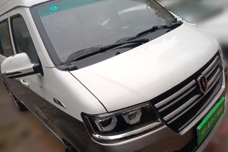 Used Jinbei New Hiace S 2021 1.5L Wealth Central Air-Conditioned Bus China VI Standard Model SWC15M Front Right 45 Deg