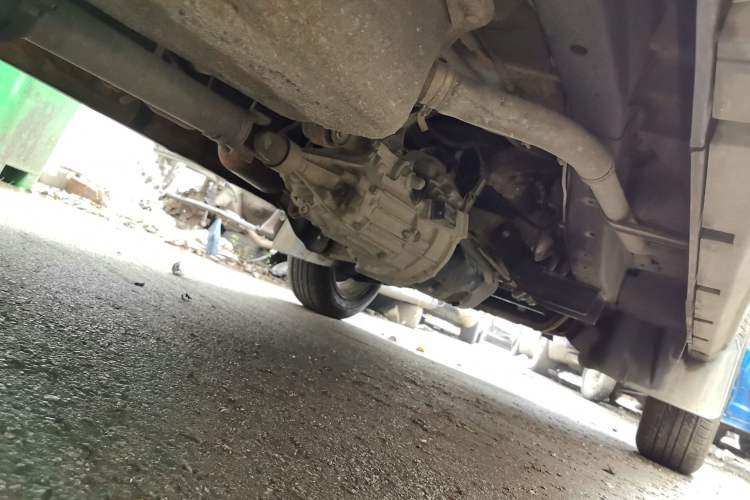Used Jinbei New Hiace S 2018 1.5L Wealth Edition DLCG14 Chassis Rear Right