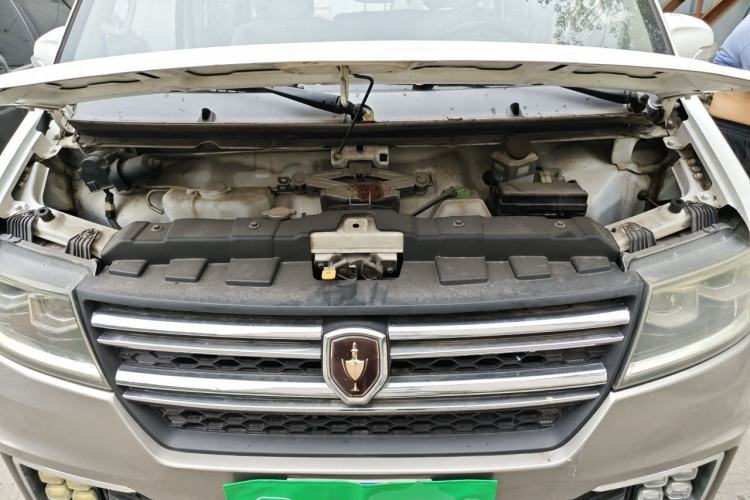 Used Jinbei New Hiace S 2018 1.5L Wealth Edition DLCG14 Engine Bay