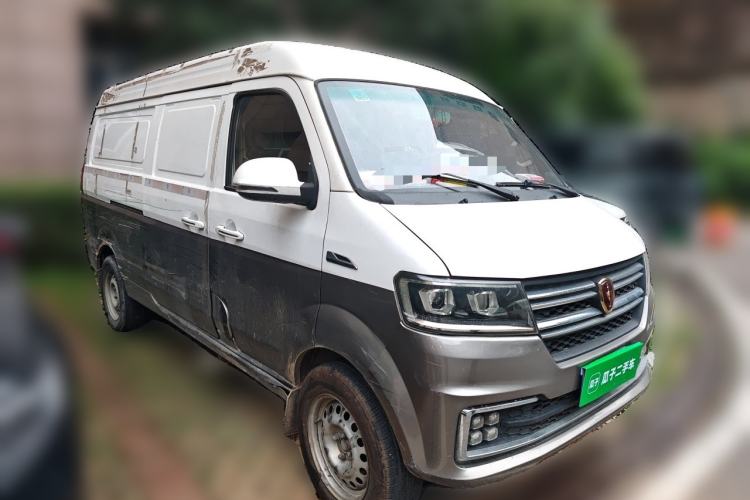 Used Jinbei New Hiace S 2018 1.6L Wealth Edition Van DLCG16 Front Right 45 Deg