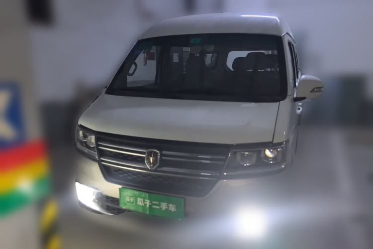 Used Jinbei New Hiace S 2018 1.6L Wealth Edition DLCG16 Front